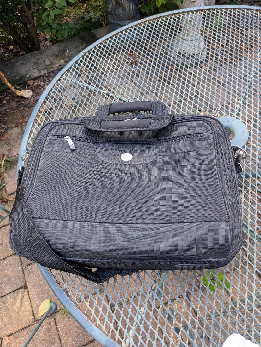 Dell Black Laptop Computer Briefcase Travel Bag - With Shoulder Strap